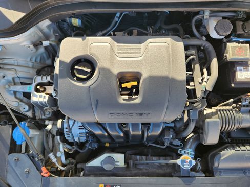 Used 2020 Hyundai Elantra SE w/ Cargo Package (C1) image 30