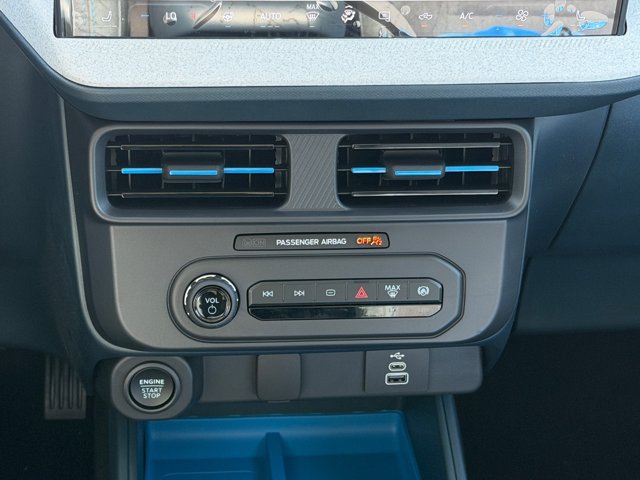 New 2026 Ford Maverick XLT w/ XLT Luxury Package FWD image 23