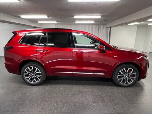 New 2025 Cadillac XT6 Sport w/ Technology Package image 3