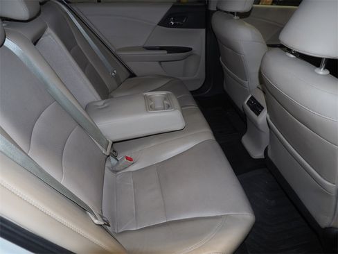 Used 2016 Honda Accord EX-L image 12