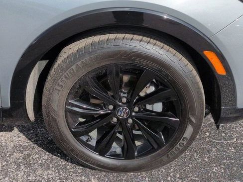 Used 2025 Buick Envista Sport Touring FWD image 10