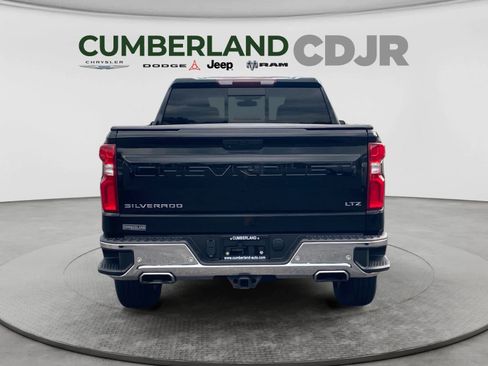 Used 2021 Chevrolet Silverado 1500 LTZ AWD/4WD image 5