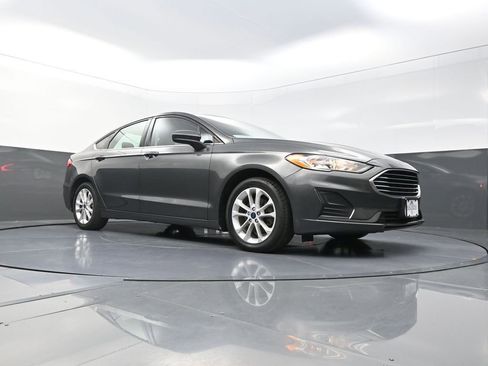 Used 2020 Ford Fusion SE FWD image 23