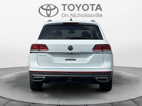 Used 2021 Volkswagen Atlas SEL FWD image 4