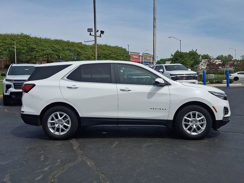 Used 2024 Chevrolet Equinox LT w/ LPO, Floor Liner Package image 7