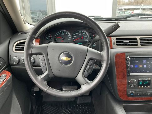 Used 2010 Chevrolet Silverado 1500 LTZ w/ Z71 Appearance Package image 4