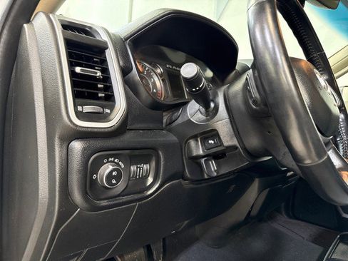 Used 2020 RAM 3500 Big Horn w/ Level 1 Equipment Group image 22