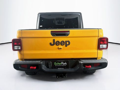 Used 2021 Jeep Gladiator Rubicon AWD/4WD image 7