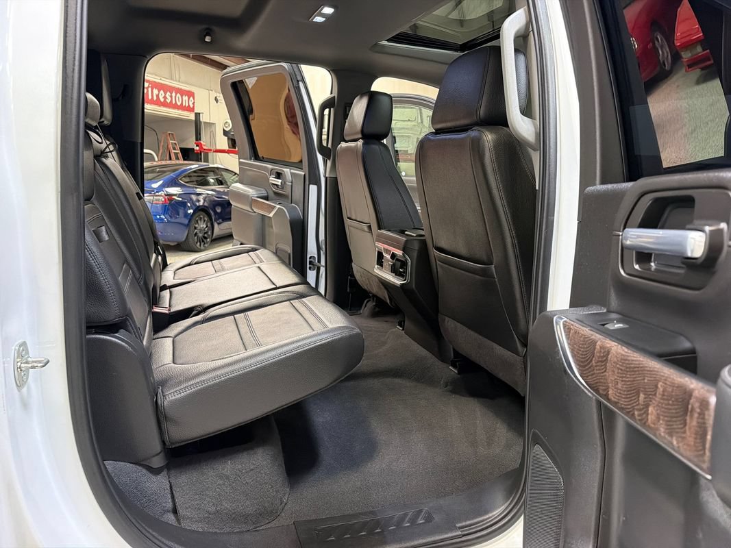 Used 2023 GMC Sierra 3500 Denali AWD/4WD image 42