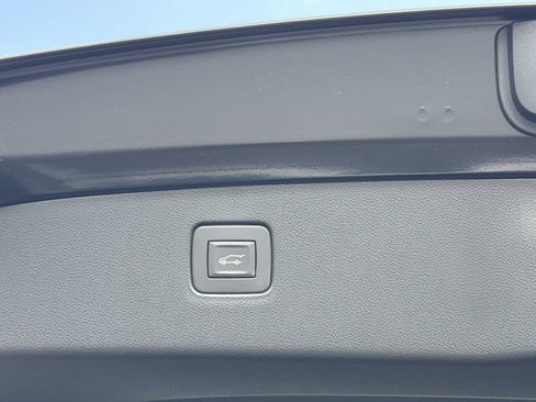 New 2026 Buick Envista Sport Touring w/ Convenience I Package FWD image 19