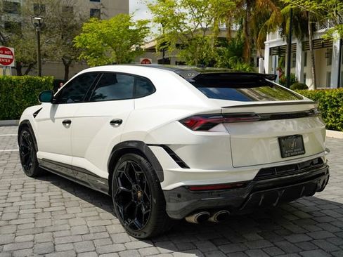 Used 2023 Lamborghini Urus Performante image 20