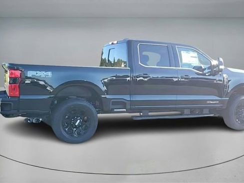 New 2026 Ford F250 XLT w/ XLT Premium Package AWD/4WD image 3