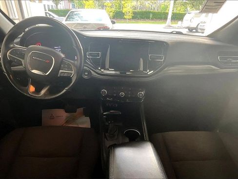 Used 2024 Dodge Durango SXT image 6