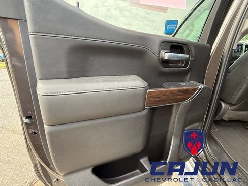 Used 2019 GMC Sierra 1500 SLT RWD image 21
