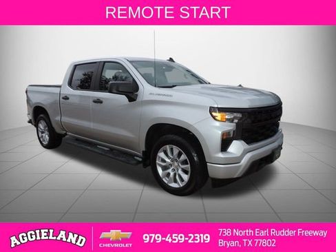 Used 2022 Chevrolet Silverado 1500 Custom image 1