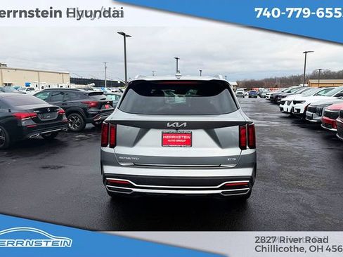 Used 2023 Kia Sorento EX AWD/4WD image 31