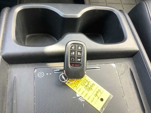 Used 2025 Honda Odyssey EX-L image 19