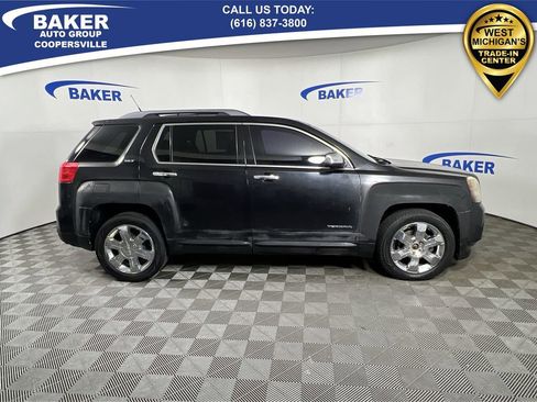 Used 2011 GMC Terrain SLT w/ Cargo Package image 10