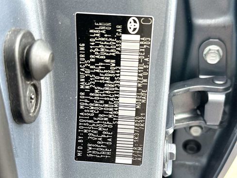 Used 2026 Toyota Corolla LE FWD image 22