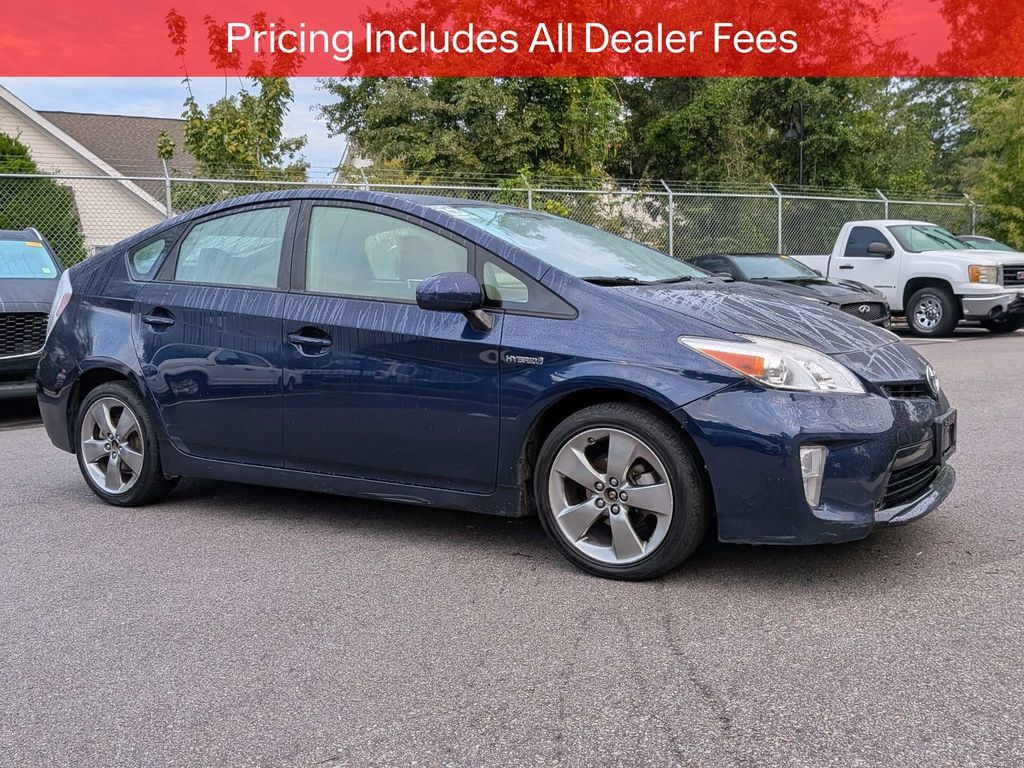 Used 2013 Toyota Prius Three FWD image 2