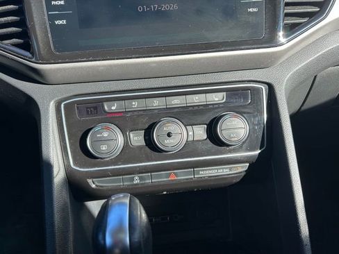 Used 2021 Volkswagen Atlas SEL Premium image 20