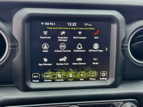 Used 2023 Jeep Wrangler Unlimited Sahara AWD/4WD image 9