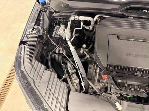 Used 2024 Honda Pilot LX image 42