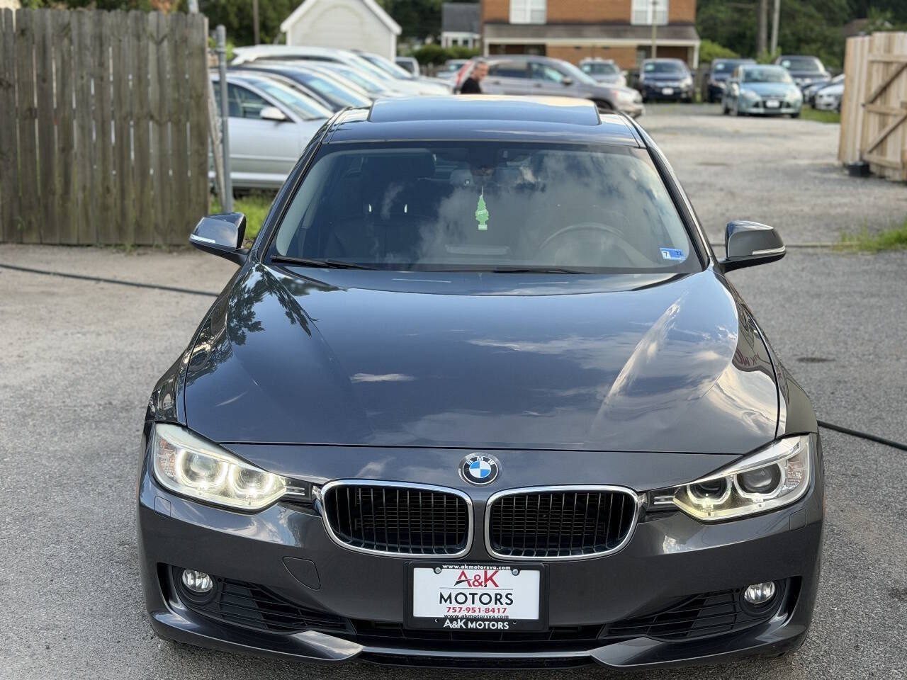 Used 2013 BMW 328i xDrive Sedan AWD/4WD image 4