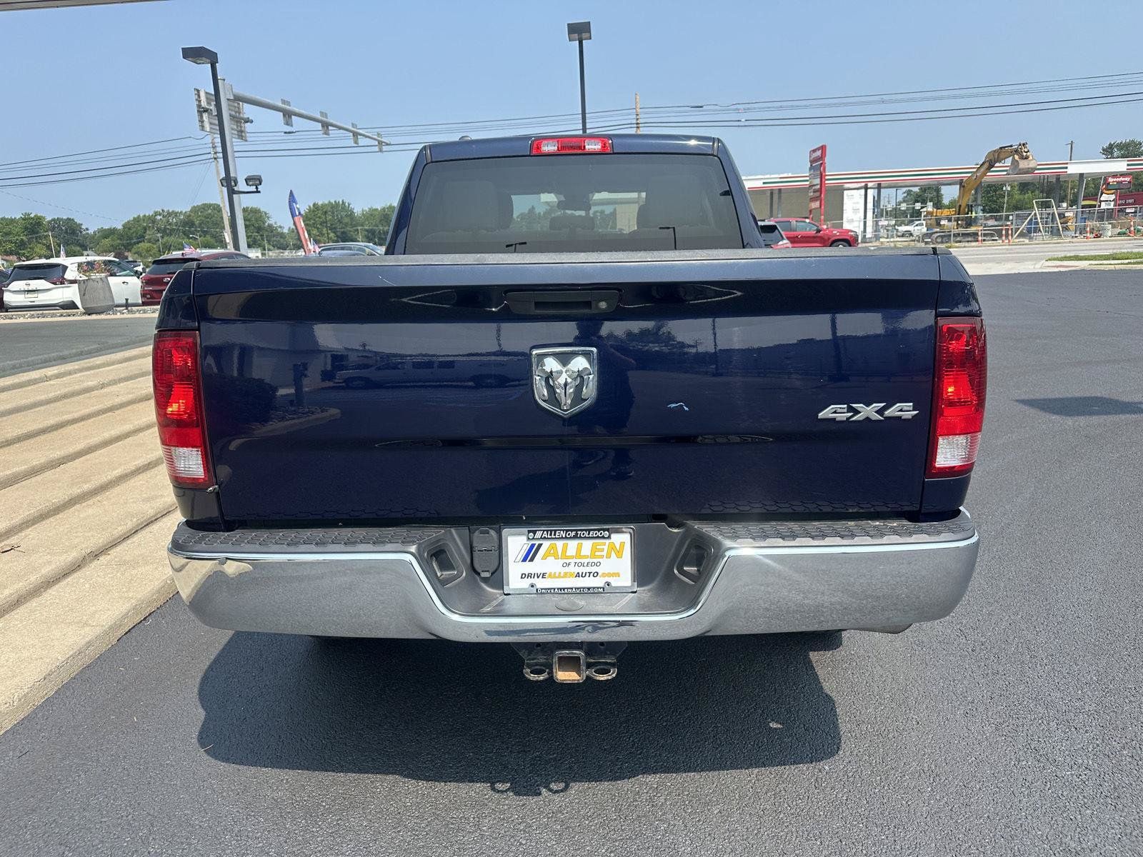 Used 2015 RAM 1500 ST w/ SXT Appearance Group AWD/4WD image 9