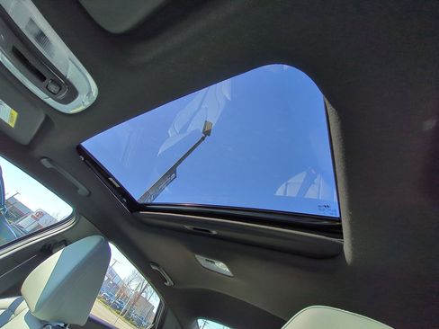 Certified 2025 Hyundai Elantra Limited image 27