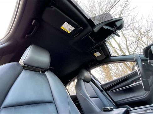 Used 2023 MAZDA MAZDA3 s image 22