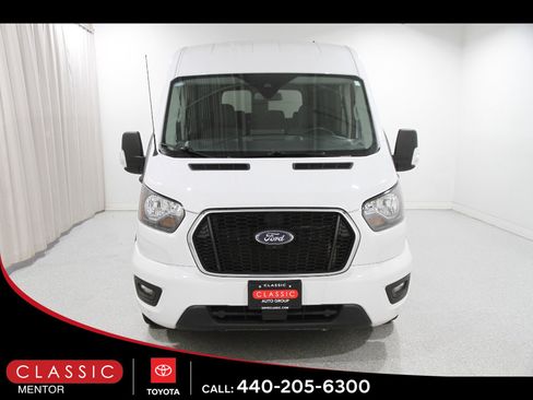 Used 2023 Ford Transit 350 XLT image 2