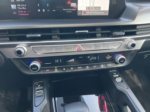 Certified 2023 Kia Telluride S w/ S Sunroof Package image 55