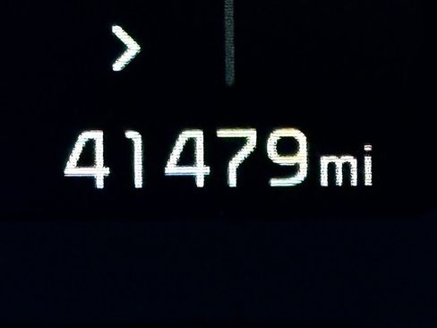 Used 2023 Kia Forte LXS image 3