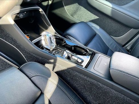 Used 2023 Volvo XC40 B5 Plus w/ Driver Assist Package image 18