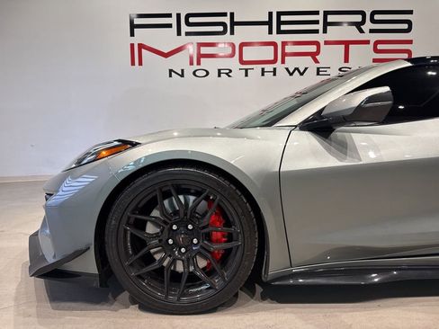 Used 2024 Chevrolet Corvette Z06 image 7