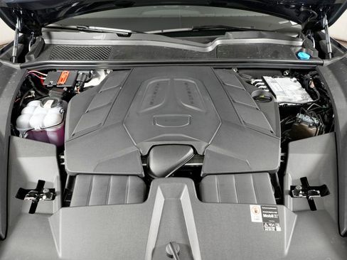 New 2026 Porsche Cayenne image 39