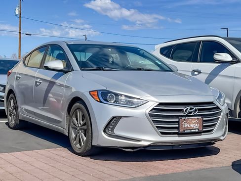 Used 2017 Hyundai Elantra Value Edition image 2
