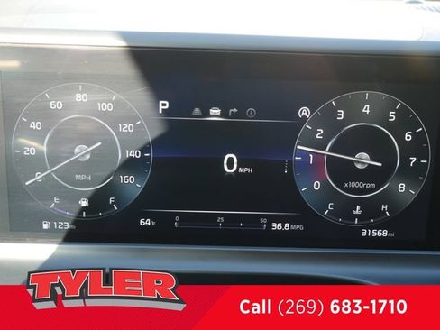 Used 2024 Kia Seltos EX AWD/4WD image 41