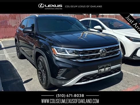 Used 2020 Volkswagen Atlas Cross Sport SE FWD image 1
