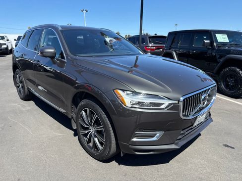 Used 2021 Volvo XC60 T8 Inscription AWD/4WD image 11