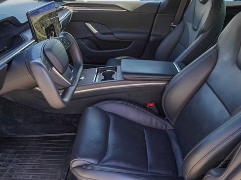 Used 2022 Tesla Model S image 10