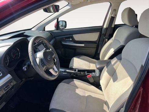 Used 2017 Subaru Crosstrek 2.0i Premium AWD/4WD image 9