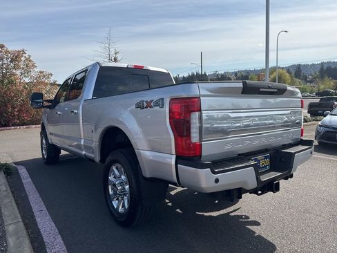 Used 2019 Ford F250 Platinum AWD/4WD image 5