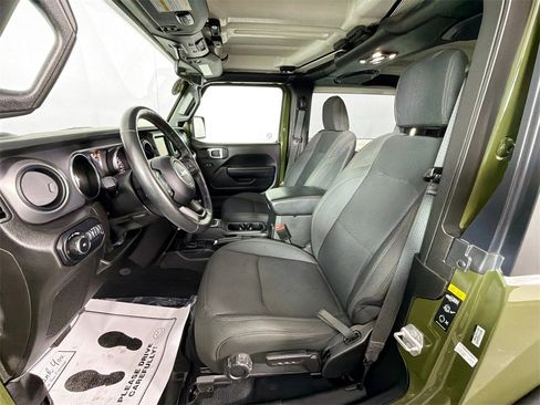 Used 2022 Jeep Wrangler Willys image 19