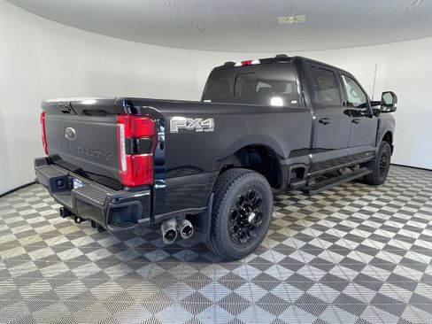 New 2026 Ford F250 Lariat w/ Black Appearance Package image 6
