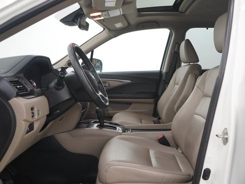 Used 2019 Honda Pilot EX-L image 24