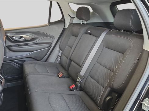 Used 2023 GMC Terrain SLE w/ Driver Convenience Package FWD image 18