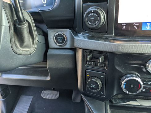 Used 2024 Ford F250 Platinum image 30