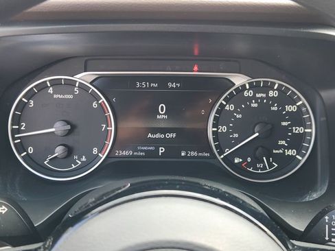 Used 2023 Nissan Rogue SV image 11